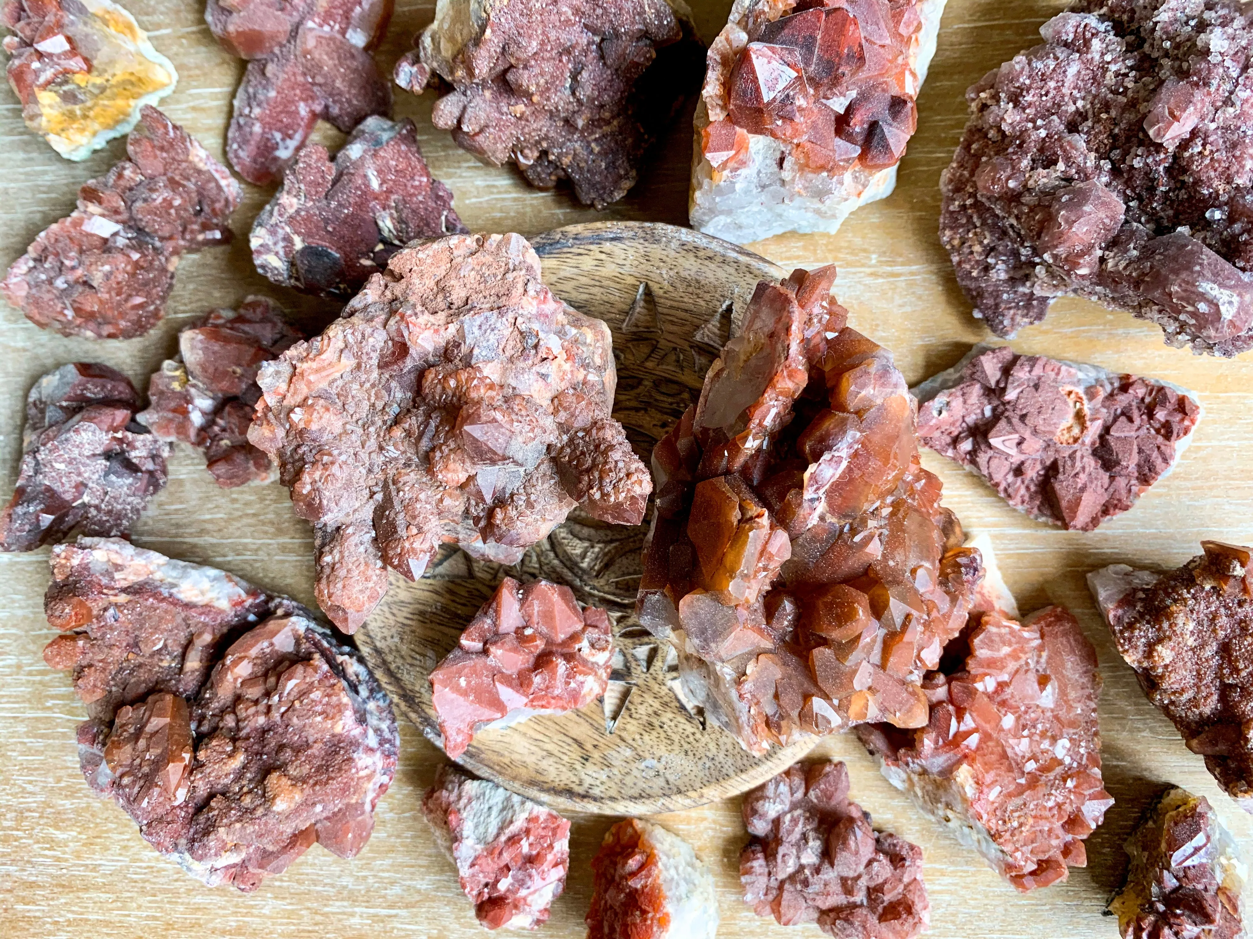 Red Quartz Clusters || Morocco
