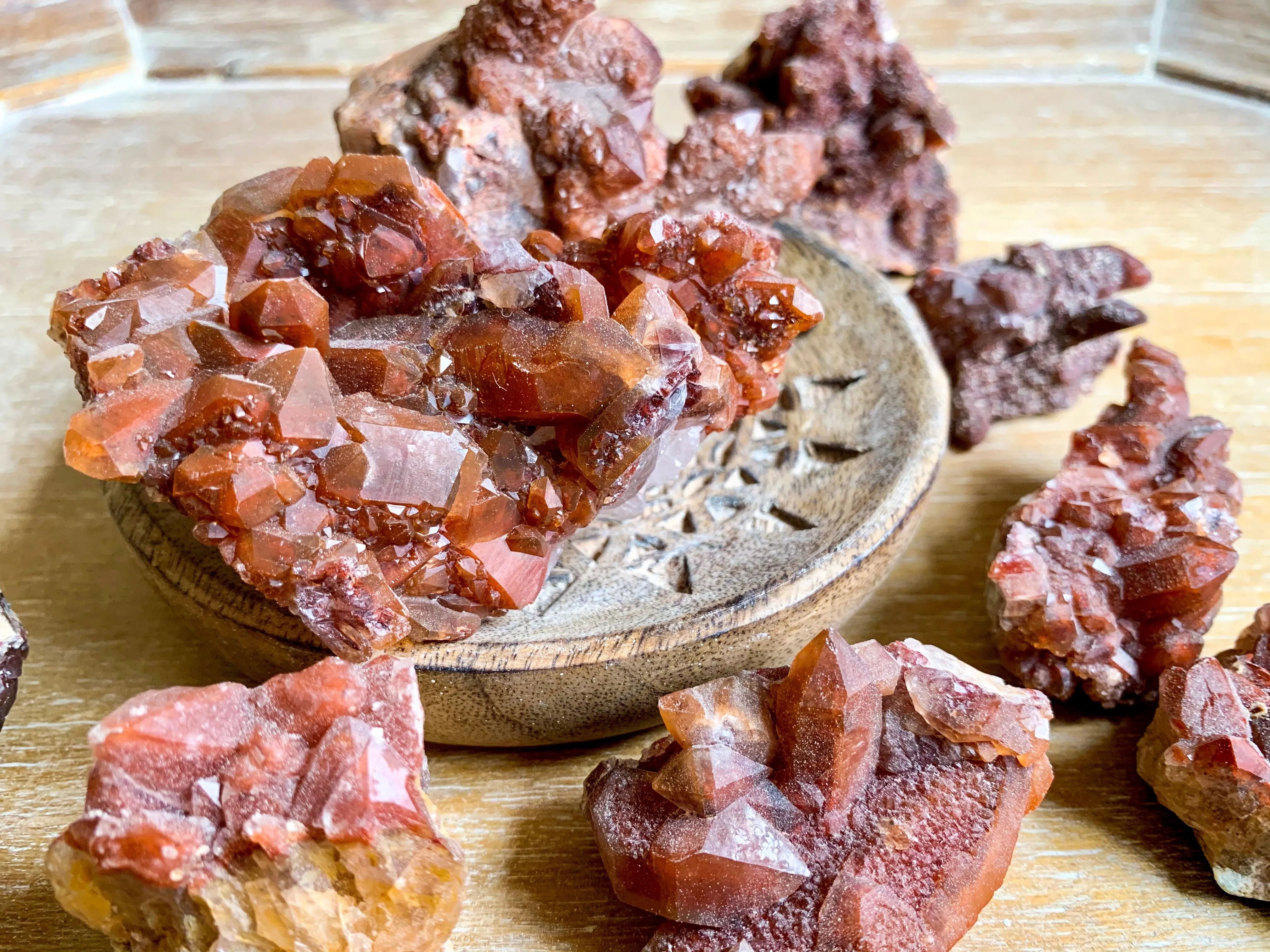 Red Quartz Clusters || Morocco
